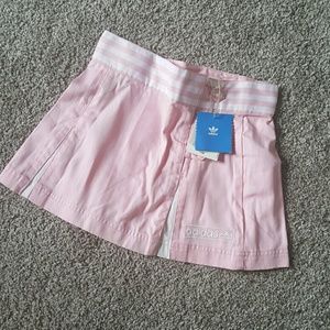 Adidas girl sport skirt size XS New